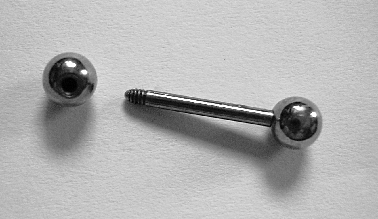 Verticle hood clit piercing experiences